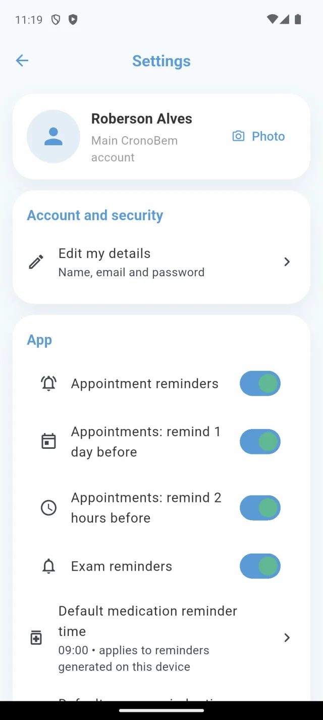 Tela real de configurações do CronoBem com lembretes de consulta, exame e opções de backup e exportação de dados